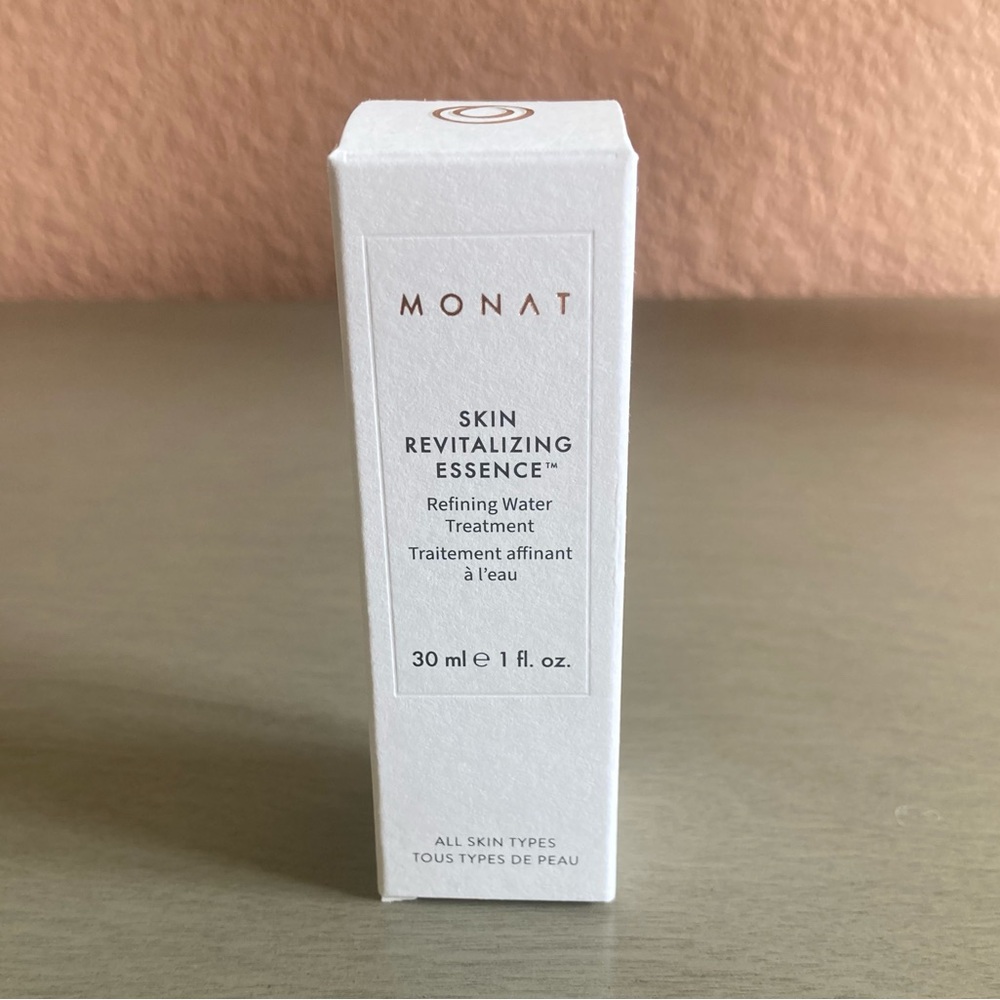 Monat Skin Revitalizing Essence Refining Water Treatment Travel Size